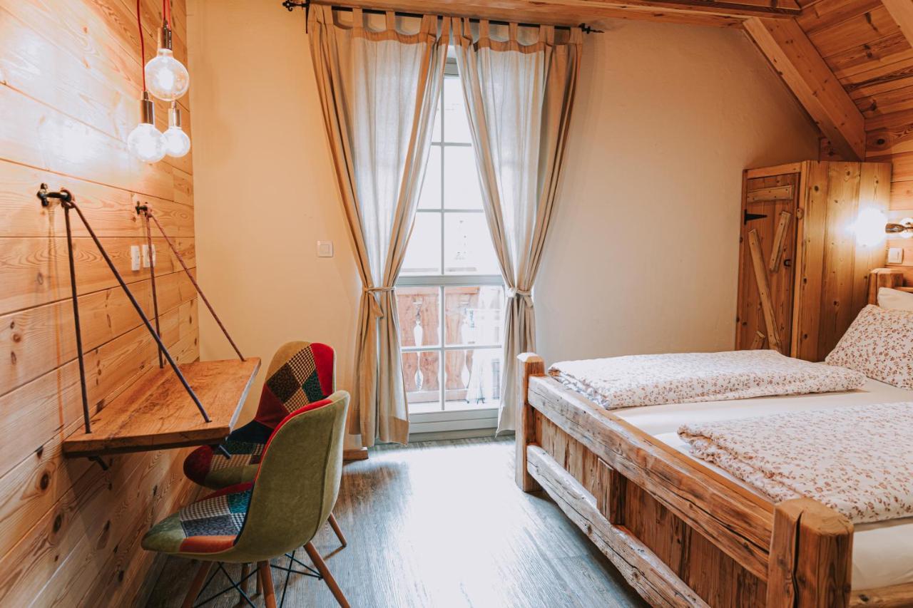 Hostel Lukna موجسترانا المظهر الخارجي الصورة