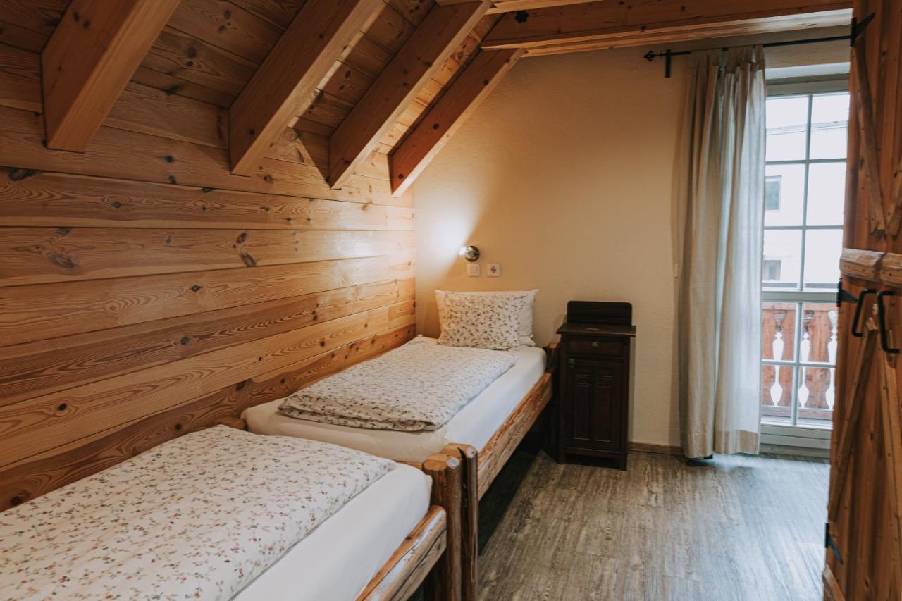 Hostel Lukna موجسترانا المظهر الخارجي الصورة
