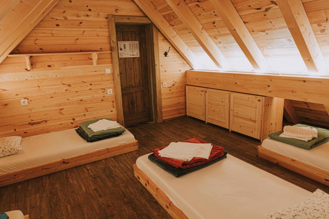 Hostel Lukna موجسترانا المظهر الخارجي الصورة
